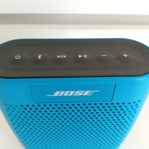 BOSE SoundLink Color Bluetooth Portable Speaker BLUE - Picture 4 of 9